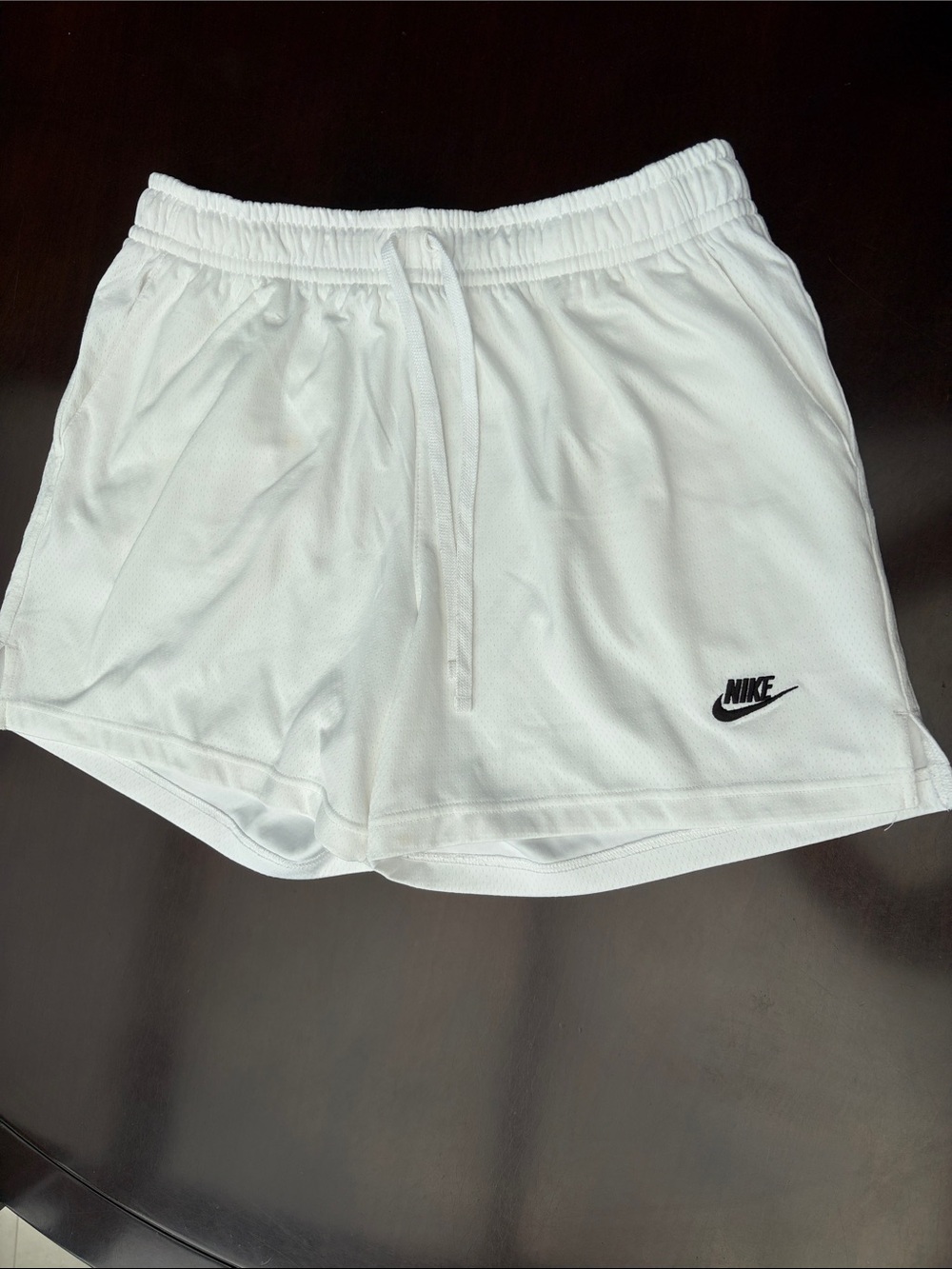 Nike White Athletic Mesh Shorts, size Large